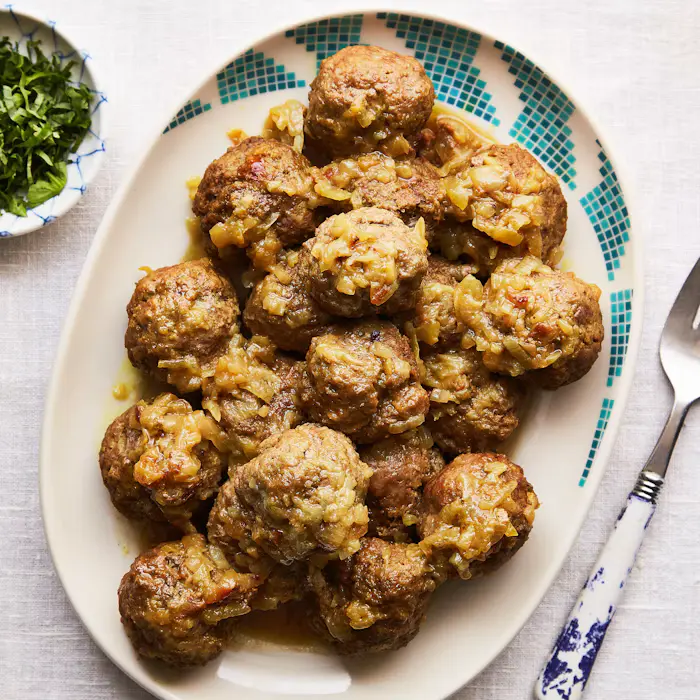 Boulettes à l'oignon (Meatballs with Onion) image