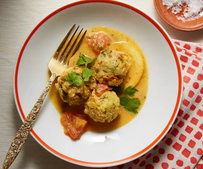Moroccan Fish Balls in Saffron-Tomato Sauce image