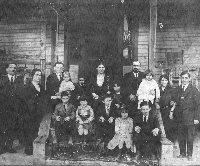 In This Jewish Southern Family, Christmas Day Is a Time To Gather image