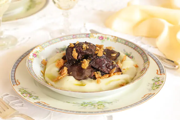 Chicken Livers and Mashed Potatoes with Gribenes (Crispy Skin) image