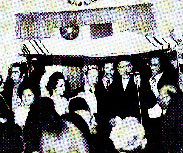 A Persian Shabbat Tradition Simmers on Long Island image