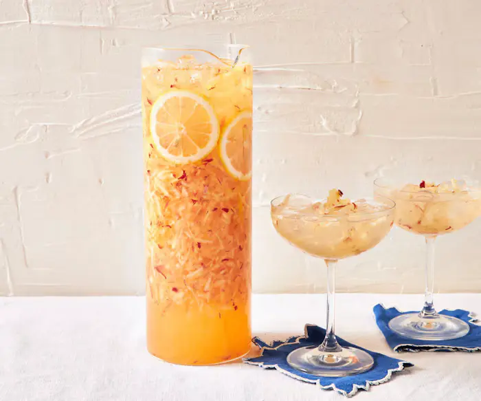 Faloodeh Sib (Chilled Apple Drink With Rose Water) image